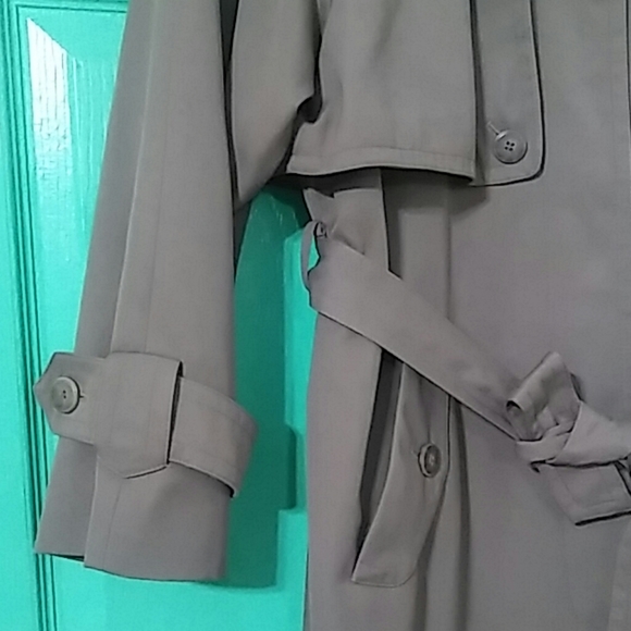 Clasic J. Gallery Trench Coat Size 10 Double Cover - Picture 5 of 10